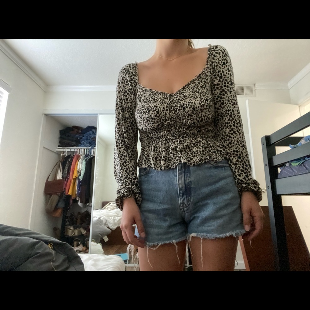 Leopard print top